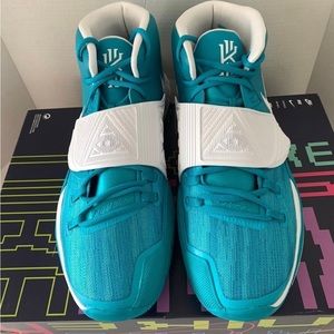 Nike Kyrie 6 TB Promo Sz 16.5
Men's